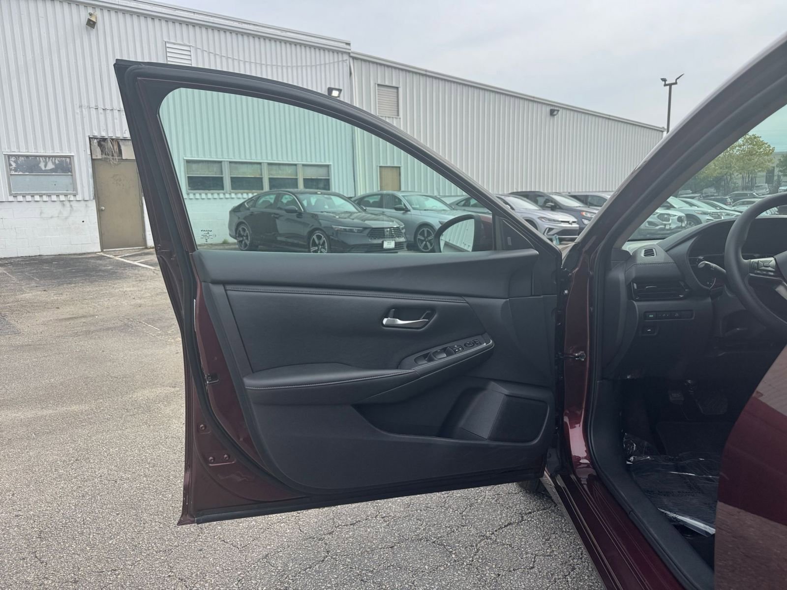 Thumbnail: 2024 Nissan Sentra - 20