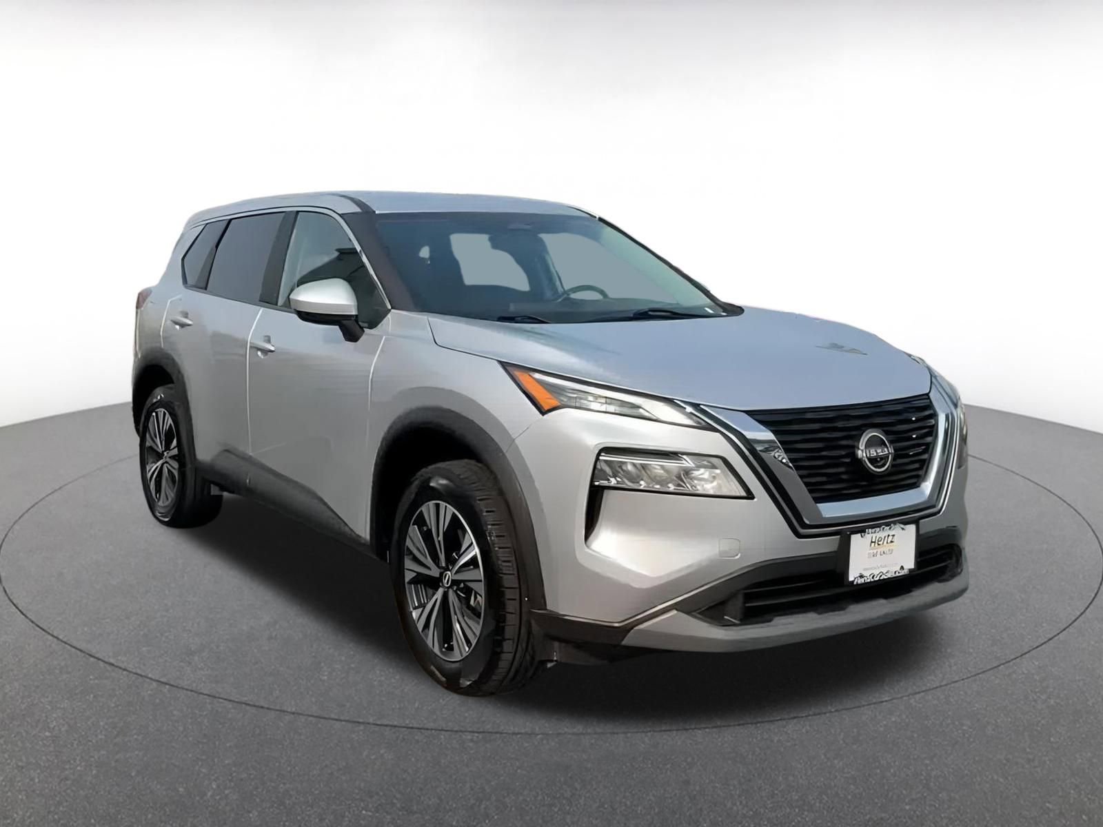 Thumbnail: 2023 Nissan Rogue - 3