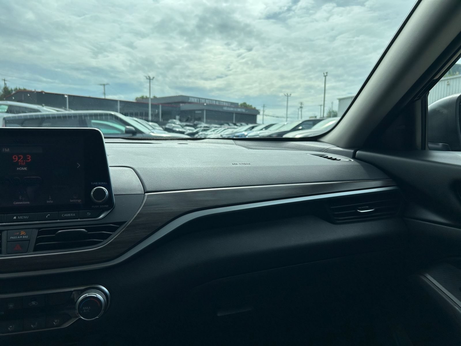 Thumbnail: 2025 Nissan Altima - 29