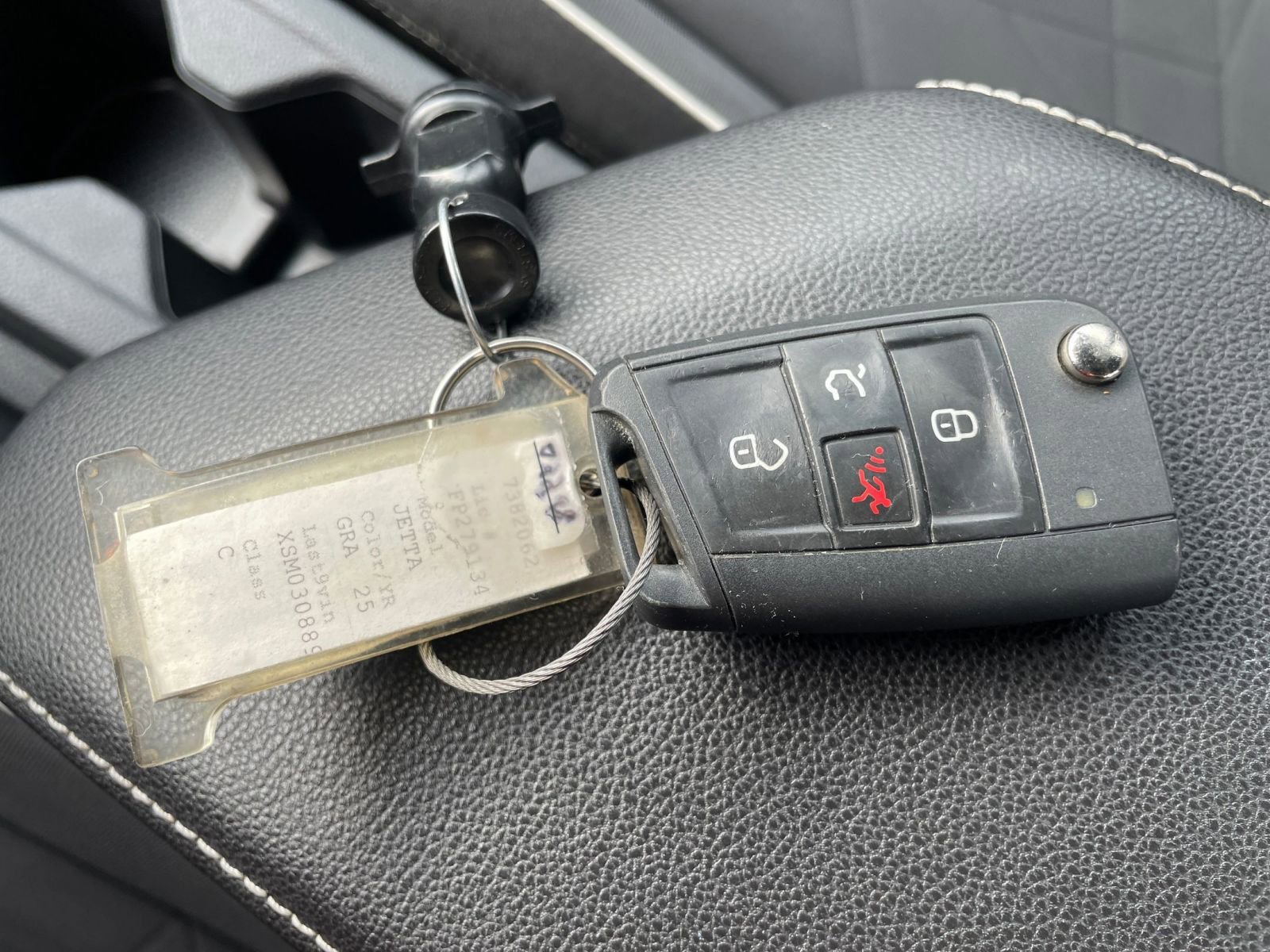 Thumbnail: 2025 Volkswagen Jetta - 21