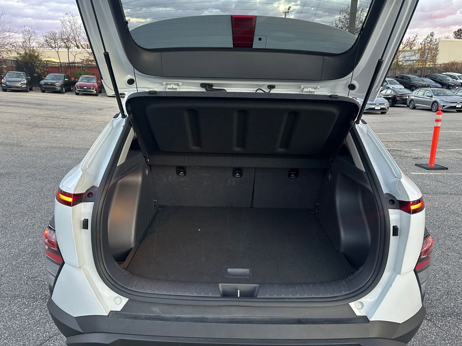 Thumbnail: 2025 Hyundai Kona - 31