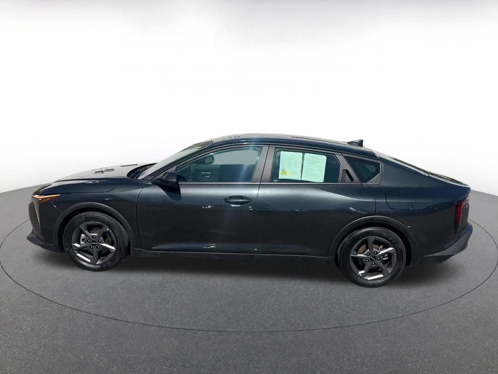 Thumbnail: 2025 Kia K4 - 9