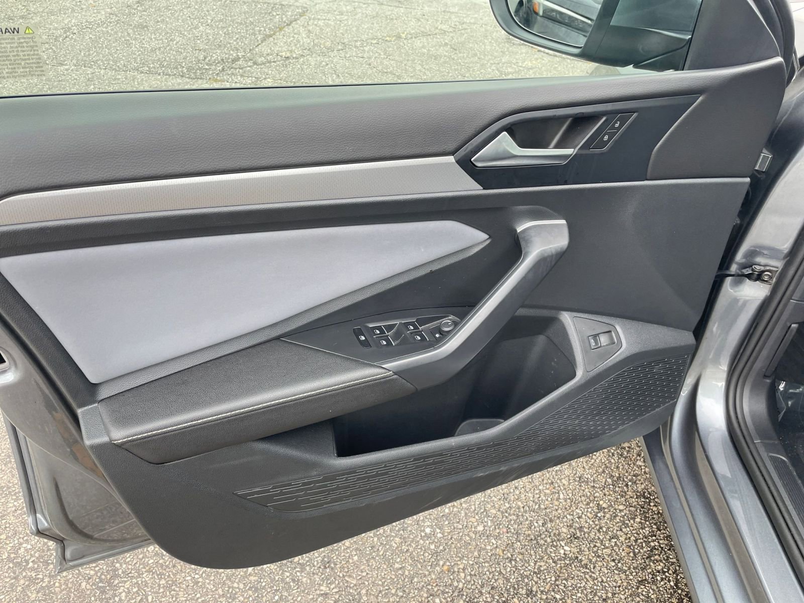 Thumbnail: 2025 Volkswagen Jetta - 20