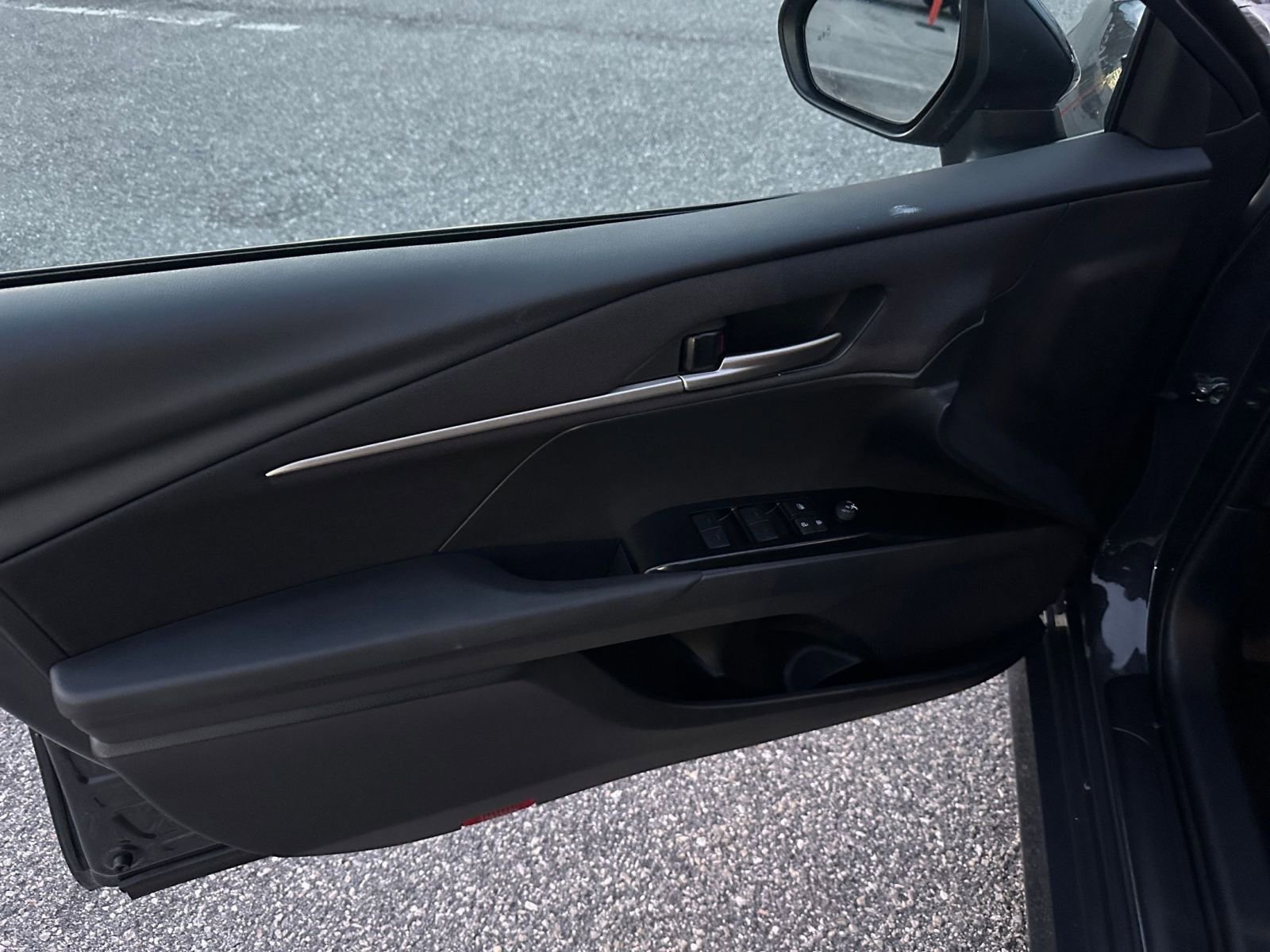 Thumbnail: 2025 Toyota Camry - 20