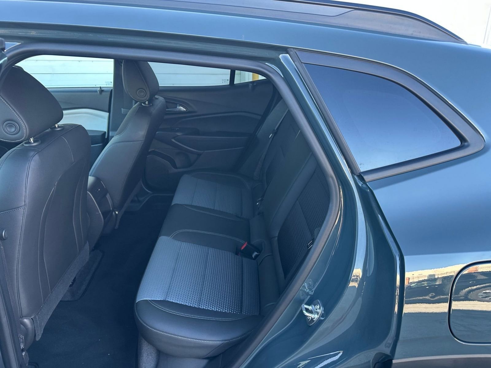 Thumbnail: 2025 Chevrolet Trax - 23