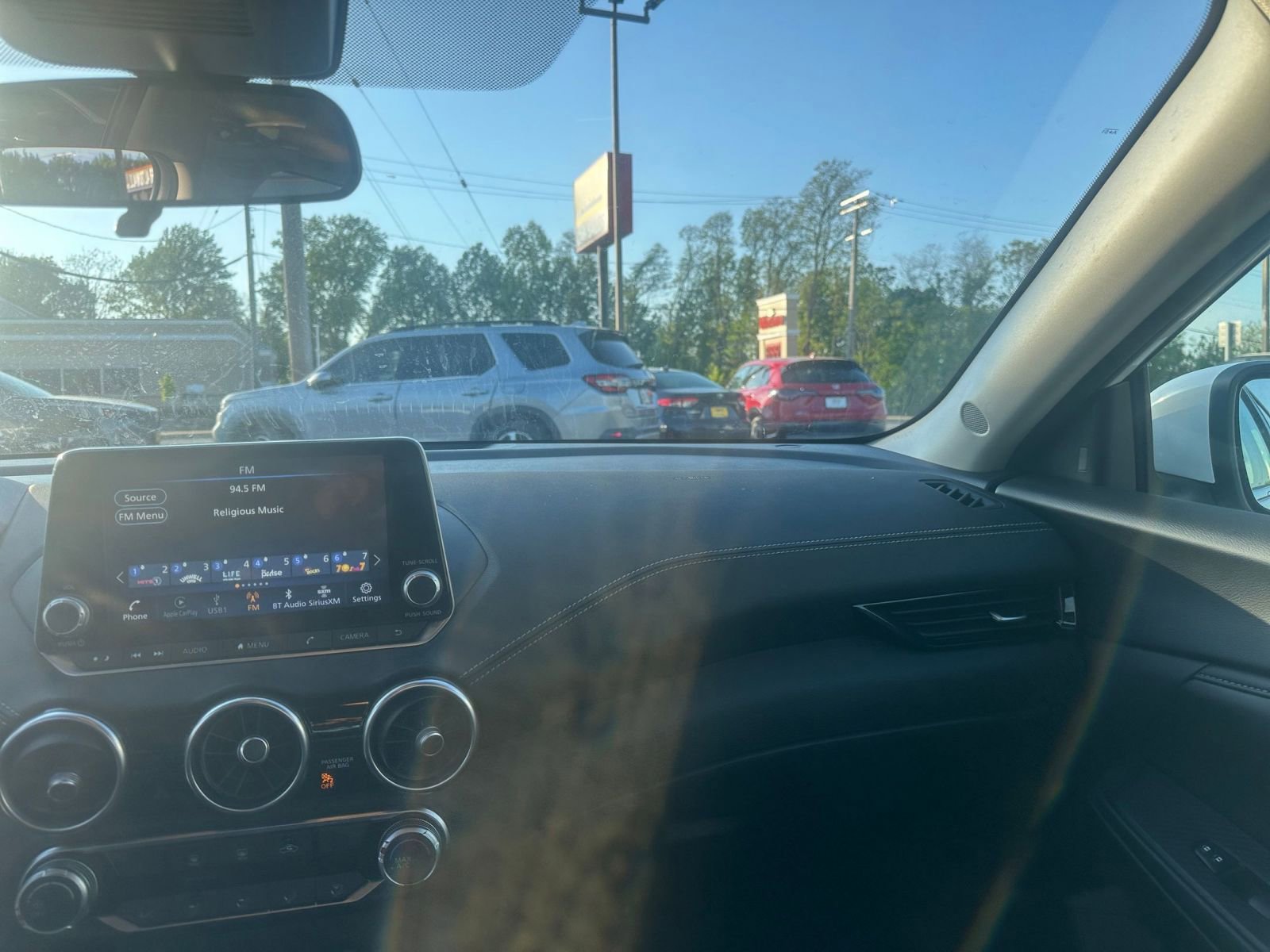Thumbnail: 2025 Nissan Sentra - 33