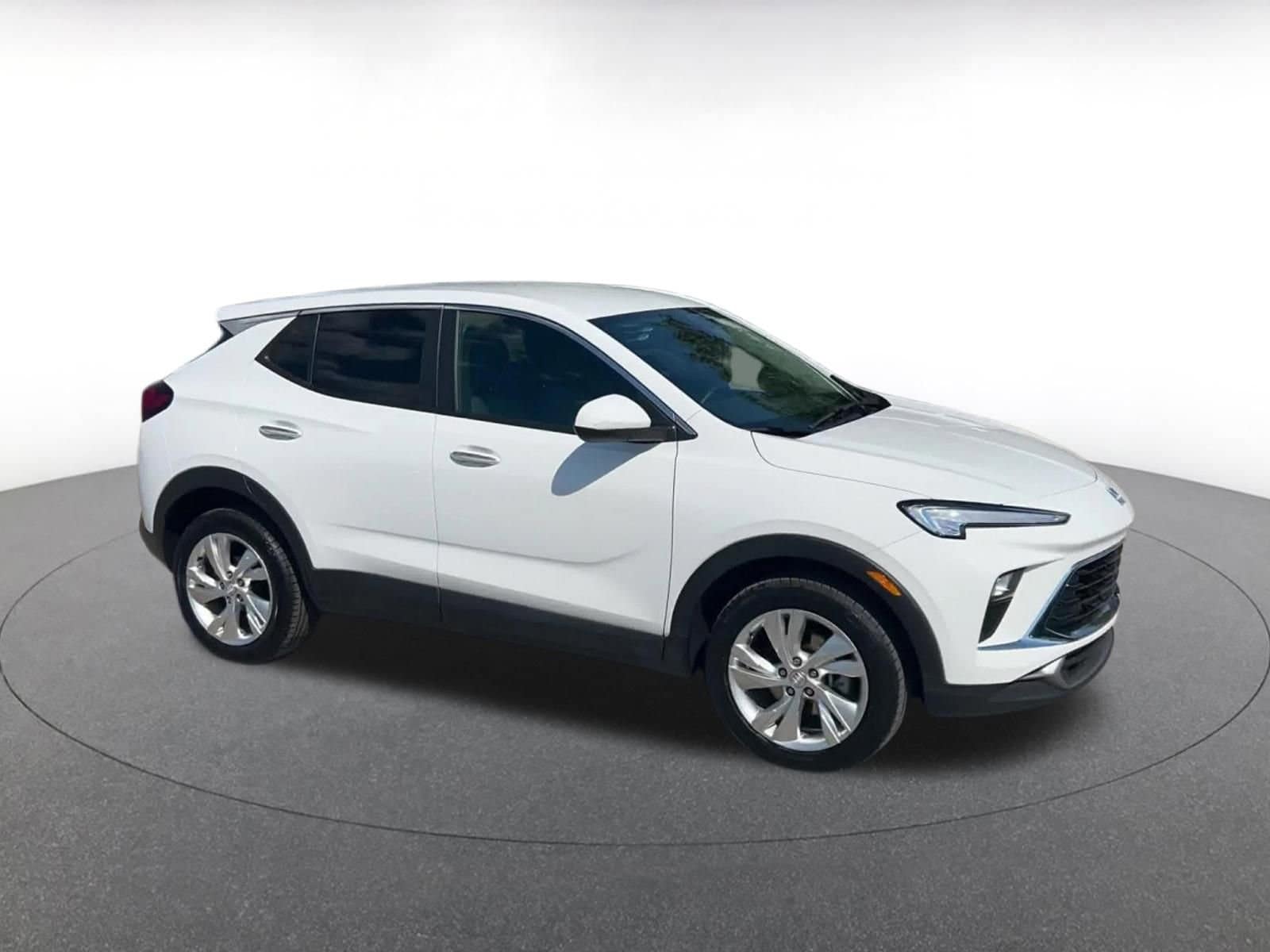 Thumbnail: 2025 Buick Encore GX - 2
