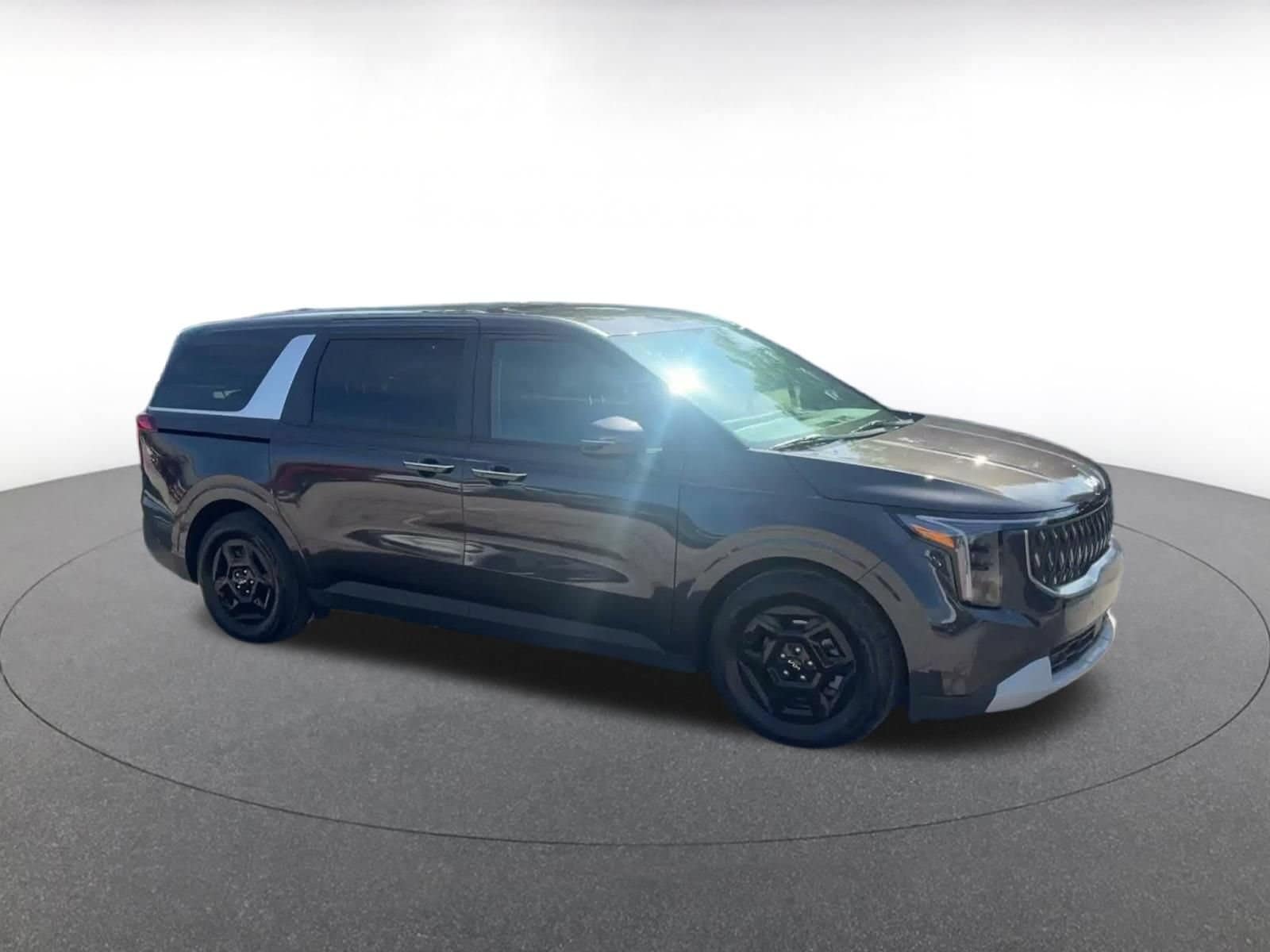 Thumbnail: 2026 Kia Carnival - 2