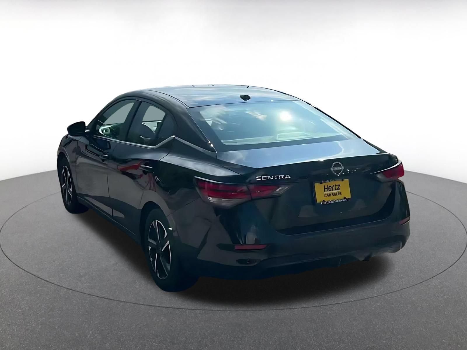 Thumbnail: 2025 Nissan Sentra - 11