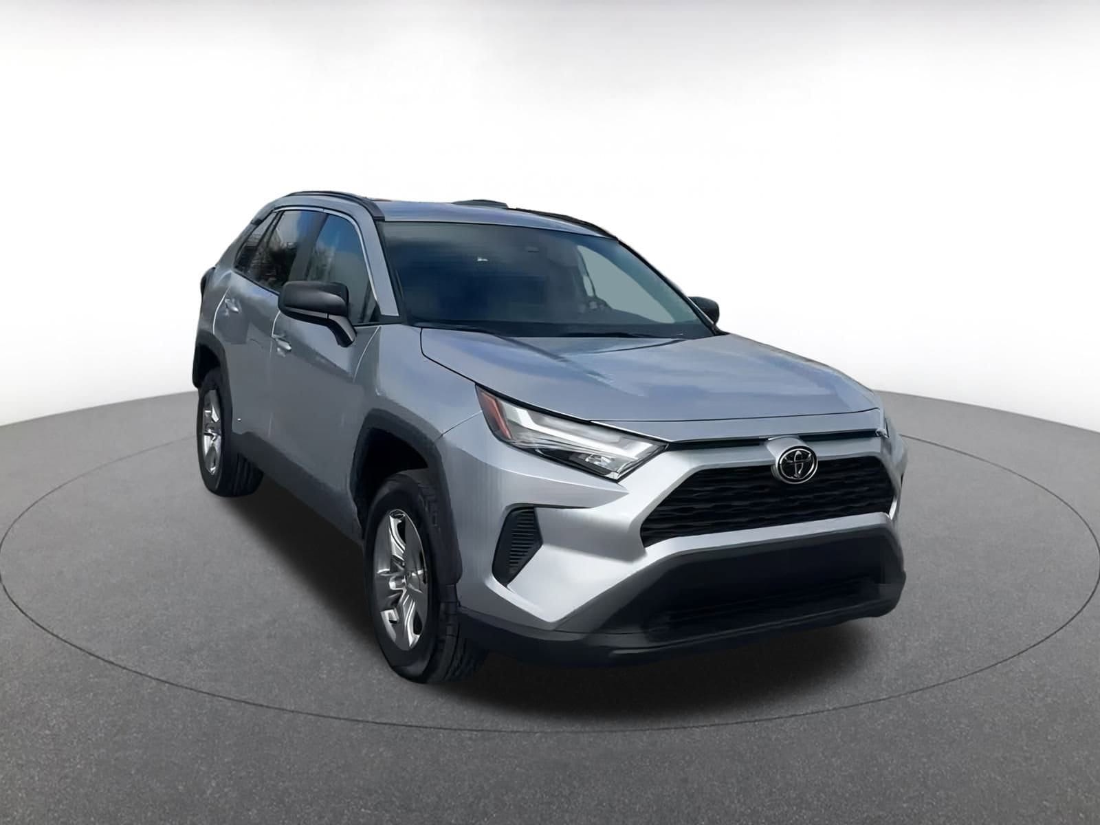 Thumbnail: 2025 Toyota RAV4 - 3