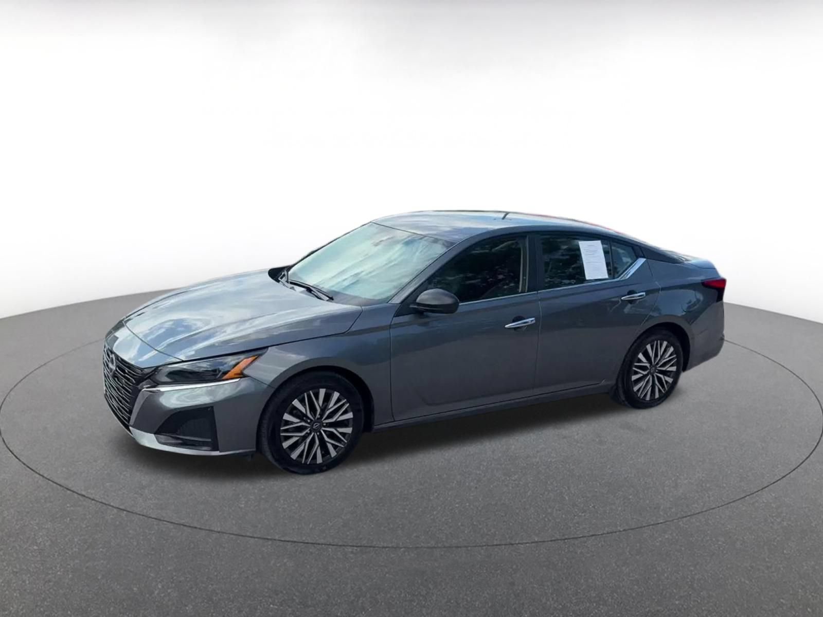 Thumbnail: 2025 Nissan Altima - 6
