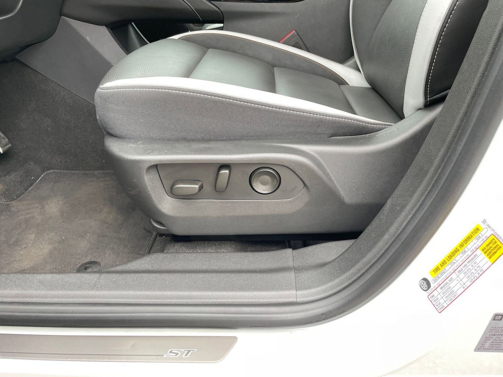 Thumbnail: 2024 Buick Envision - 23