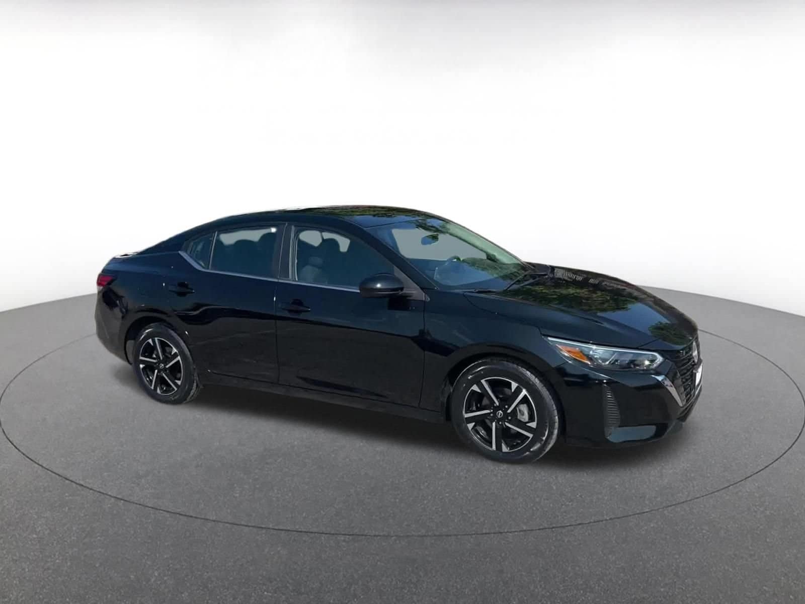 Thumbnail: 2025 Nissan Sentra - 2
