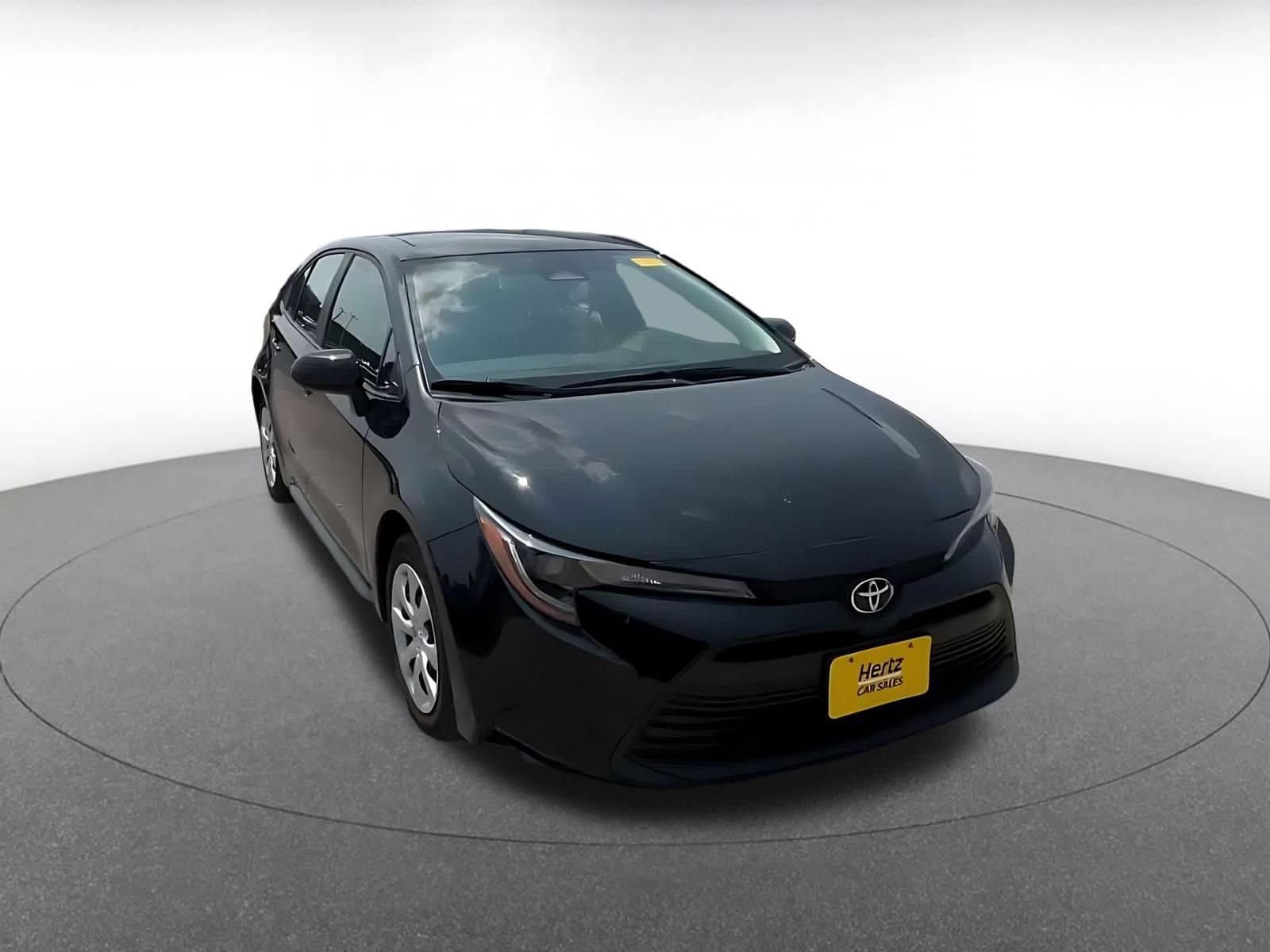 Thumbnail: 2025 Toyota Corolla - 3