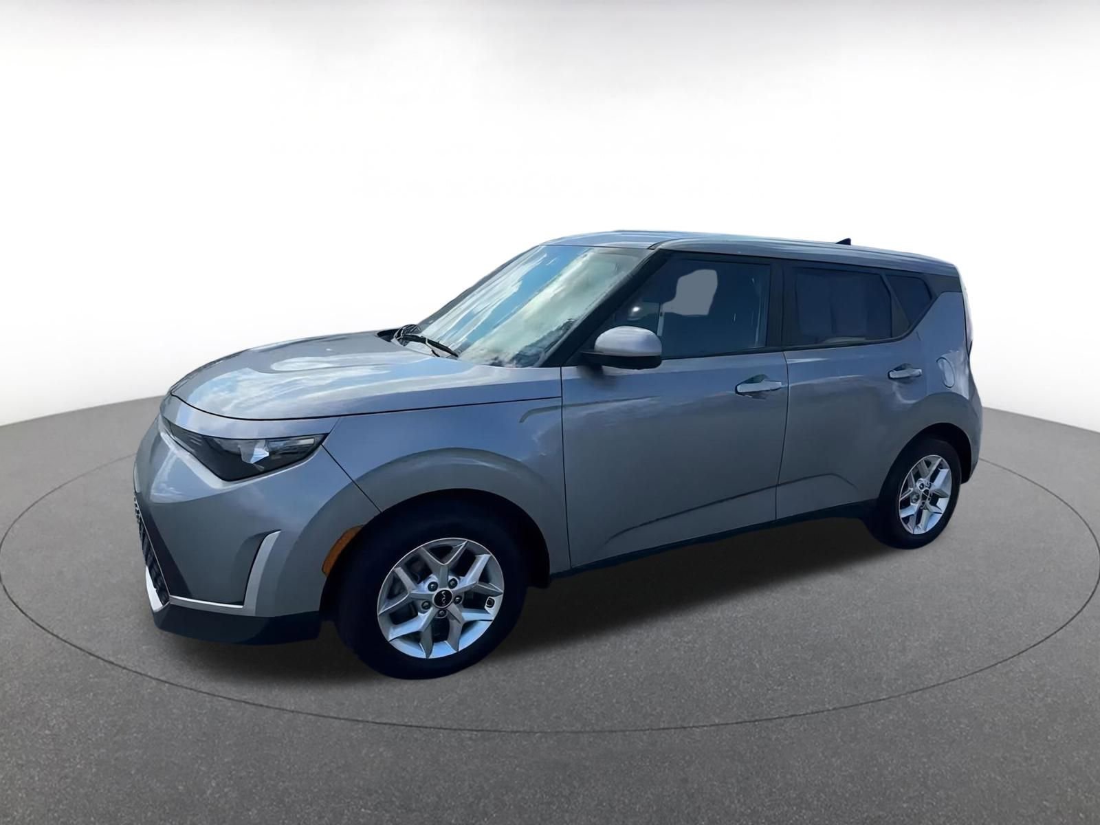 Thumbnail: 2023 Kia Soul - 7