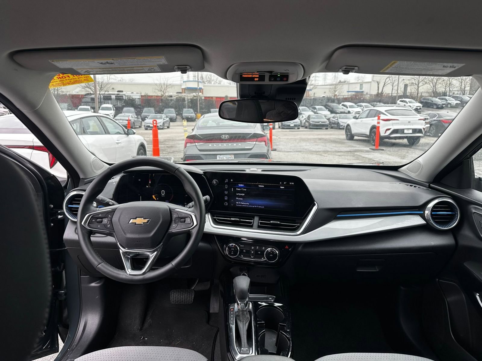 Thumbnail: 2025 Chevrolet Trax - 9