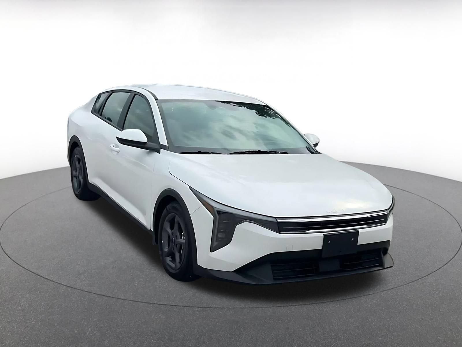 Thumbnail: 2026 Kia K4 - 3