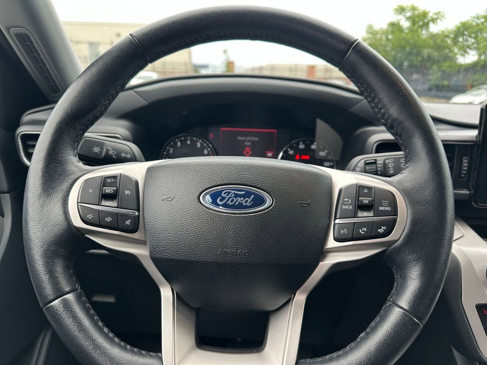 Thumbnail: 2024 Ford Explorer - 27