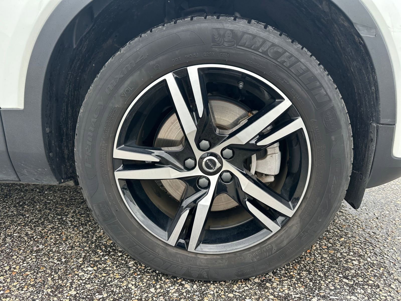 Thumbnail: 2024 Volvo XC40 - 30