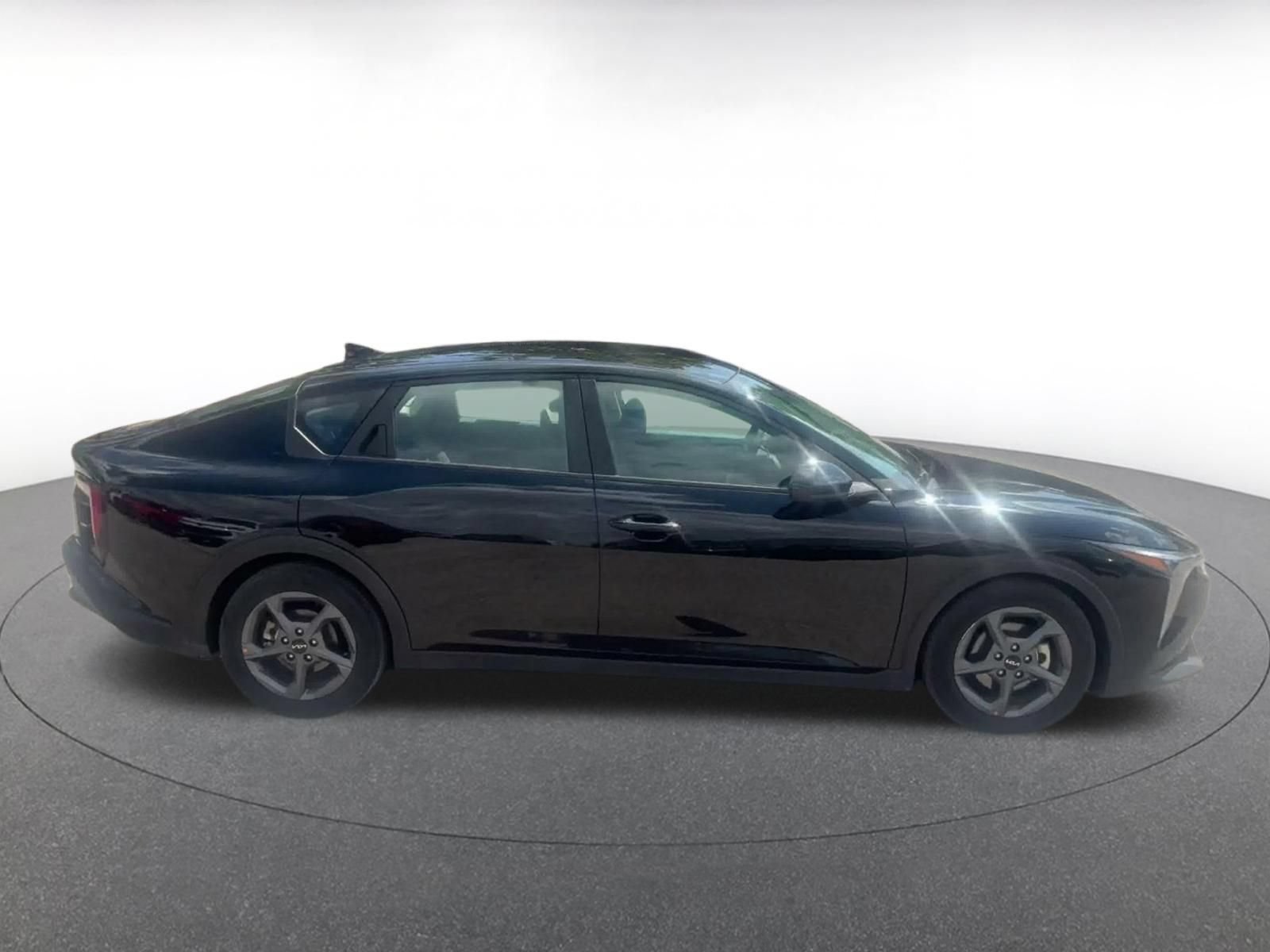 Thumbnail: 2025 Kia K4 - 13