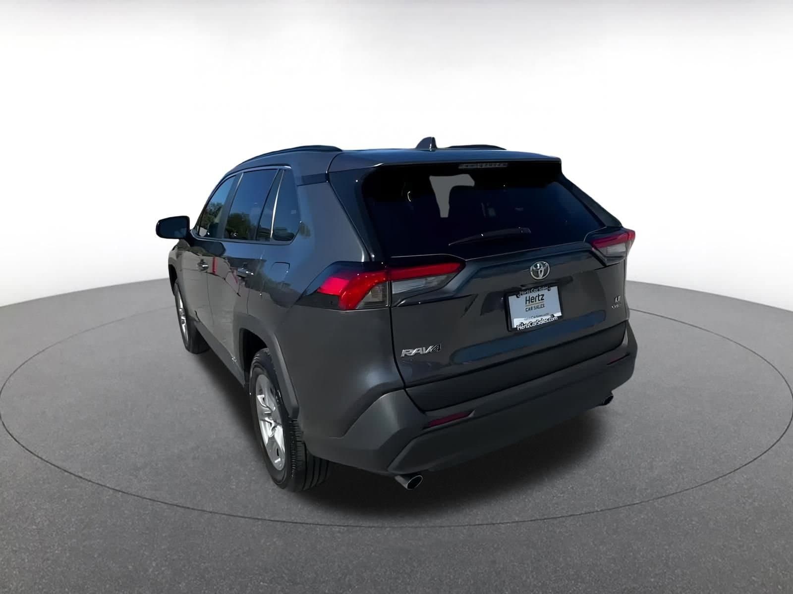 Thumbnail: 2025 Toyota RAV4 - 11