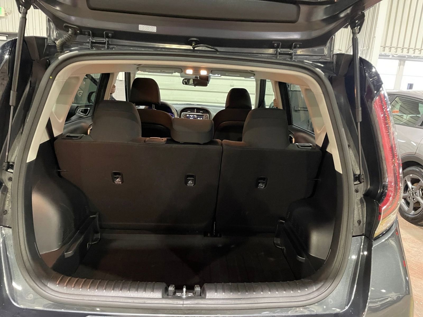 Thumbnail: 2025 Kia Soul - 29