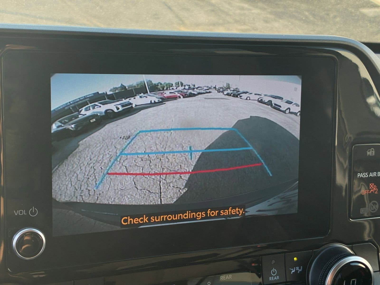 Thumbnail: 2025 Toyota Highlander - 25