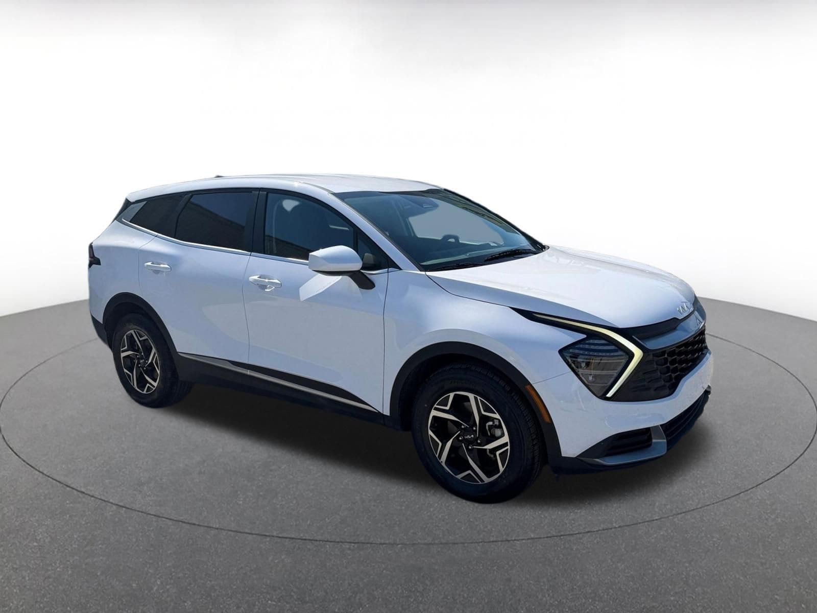 Thumbnail: 2025 Kia Sportage - 1