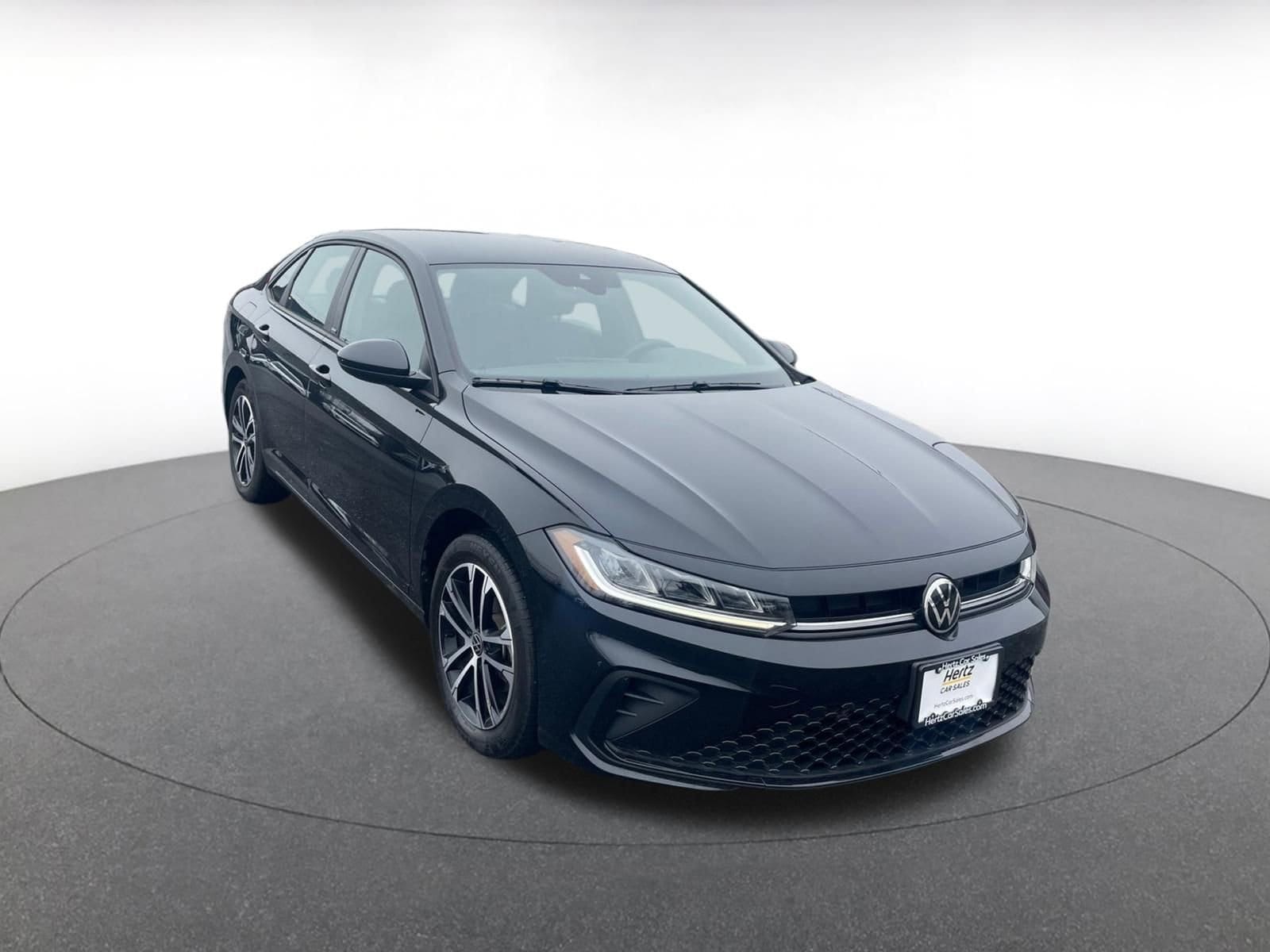 Thumbnail: 2025 Volkswagen Jetta - 1