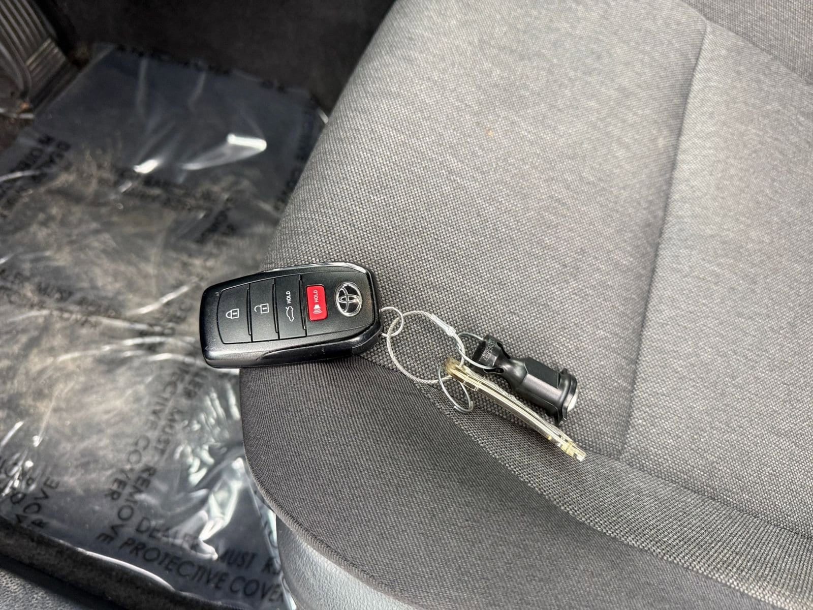 Thumbnail: 2025 Toyota Camry - 21