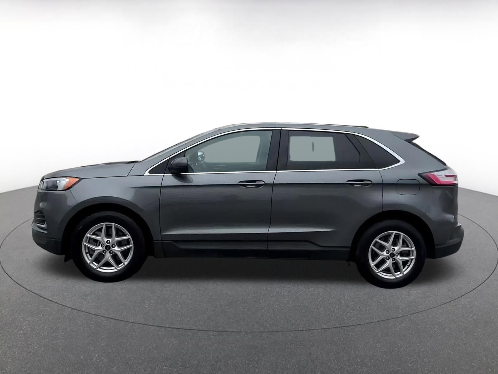 2024 Ford Edge SEL 10