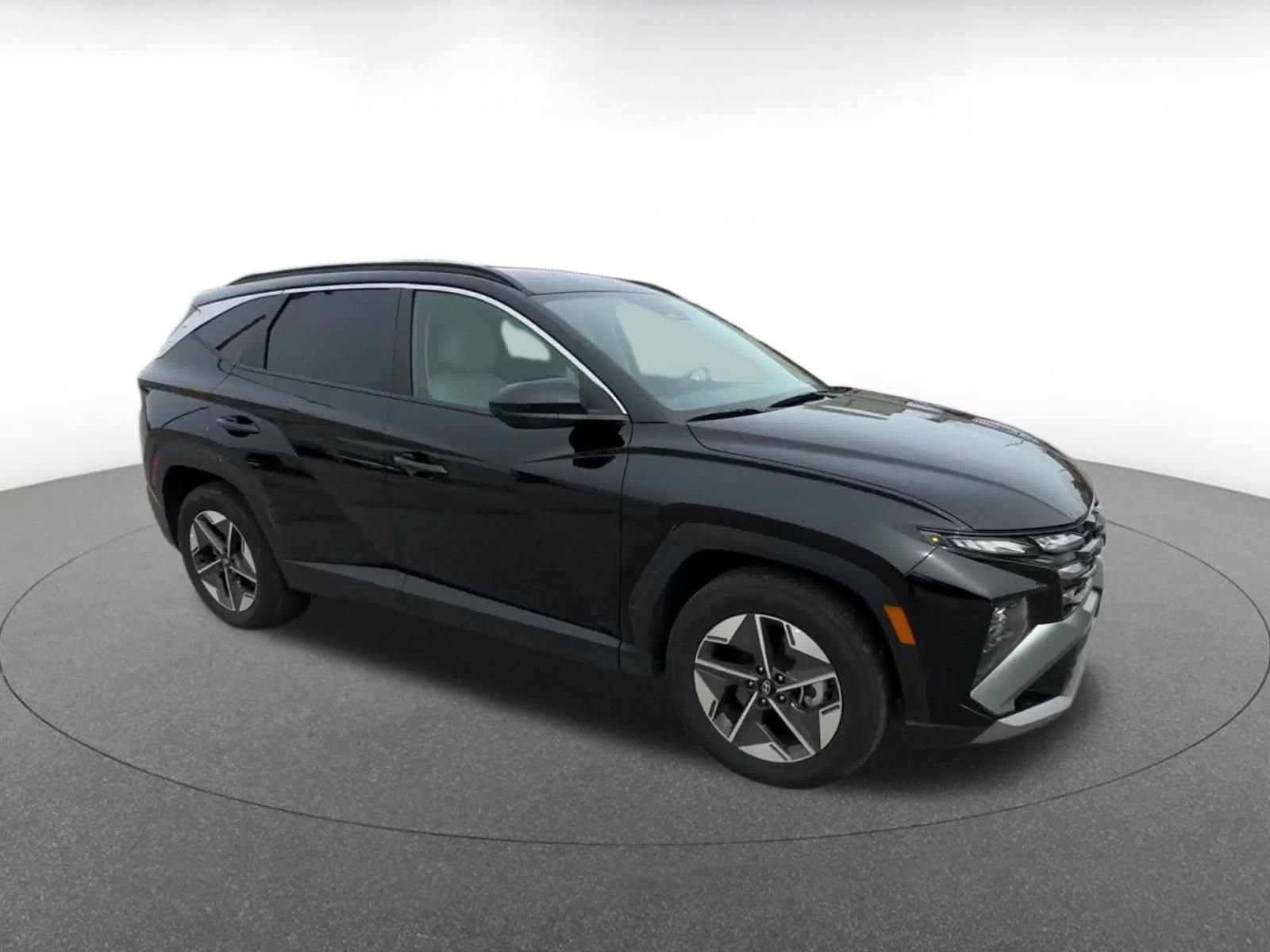 Thumbnail: 2025 Hyundai Tucson - 2