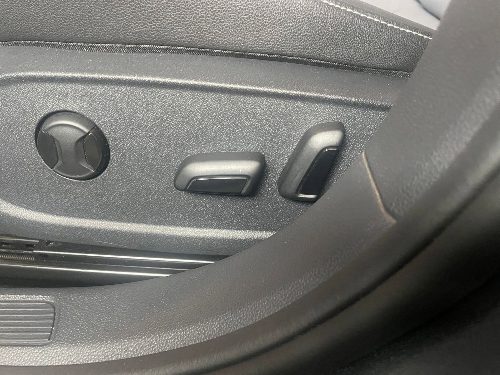 Thumbnail: 2025 Volkswagen Jetta - 22