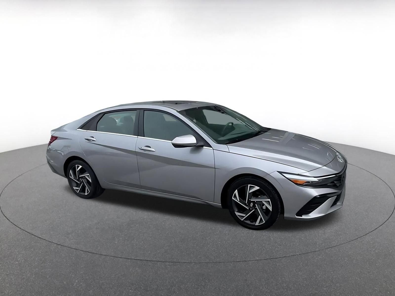 Thumbnail: 2025 Hyundai Elantra - 2