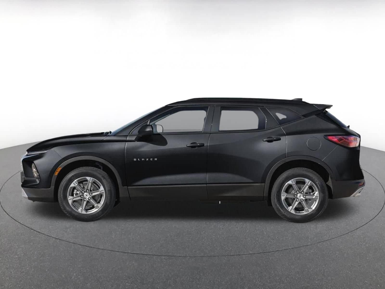 Thumbnail: 2026 Chevrolet Blazer - 3