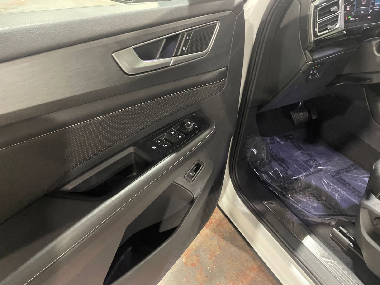 Thumbnail: 2025 Volkswagen Atlas - 20