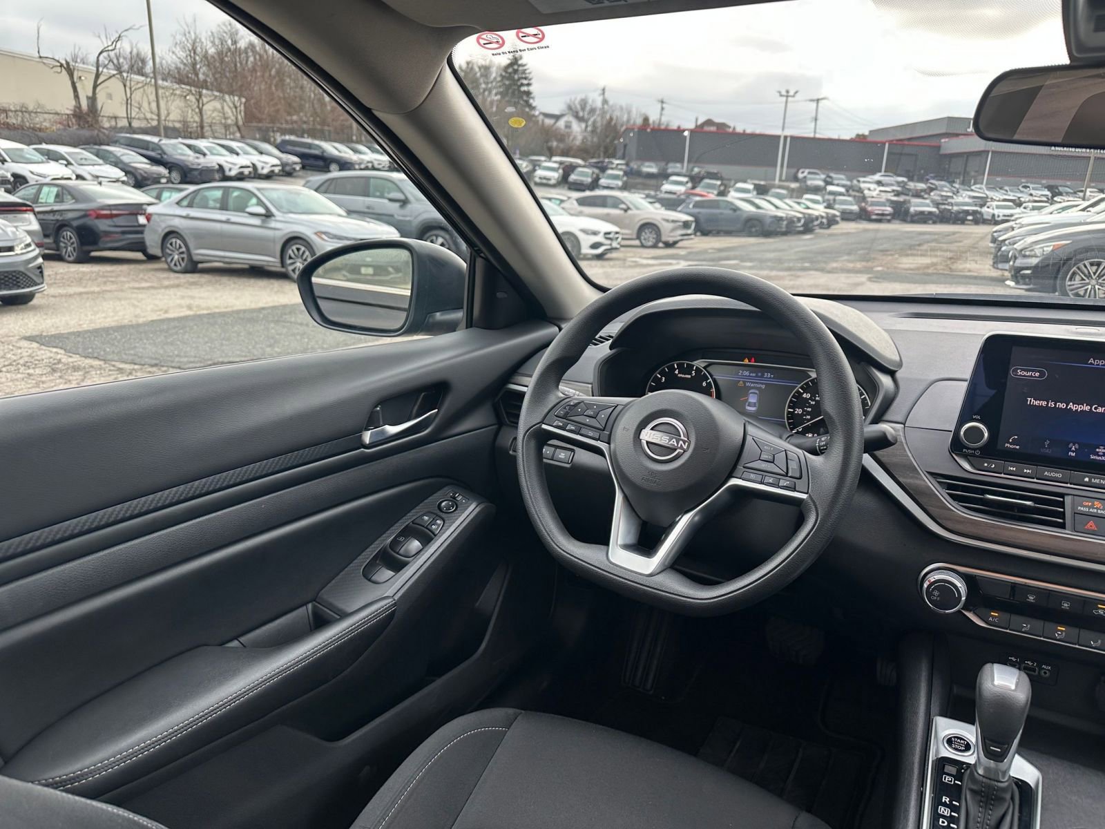 Thumbnail: 2025 Nissan Altima - 32