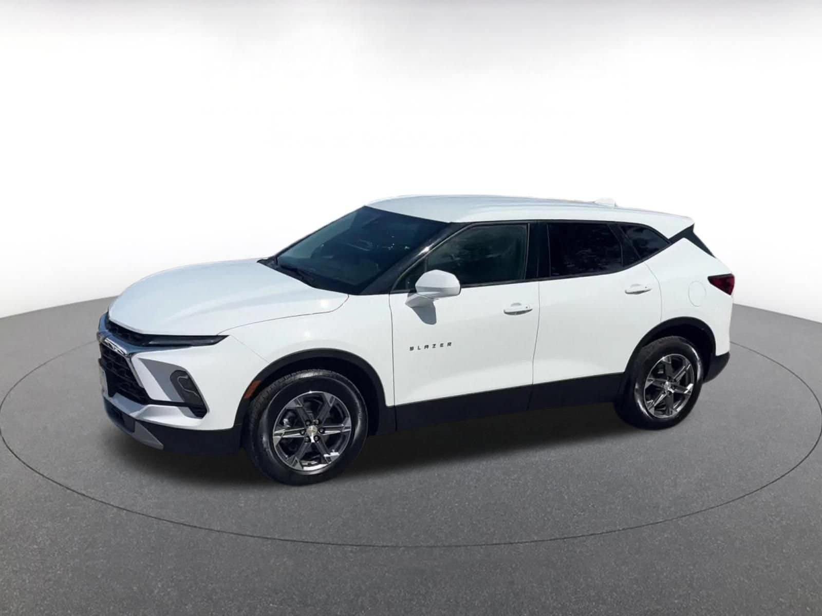 Thumbnail: 2025 Chevrolet Blazer - 8
