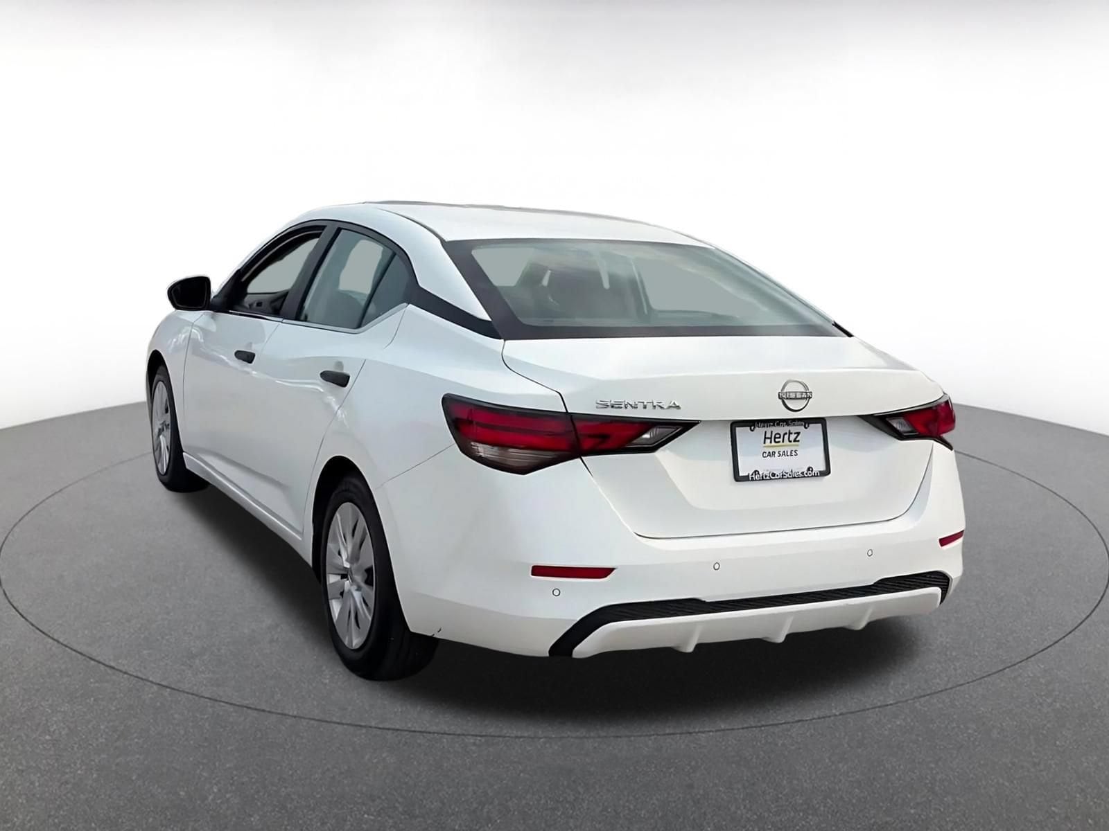 Thumbnail: 2025 Nissan Sentra - 10