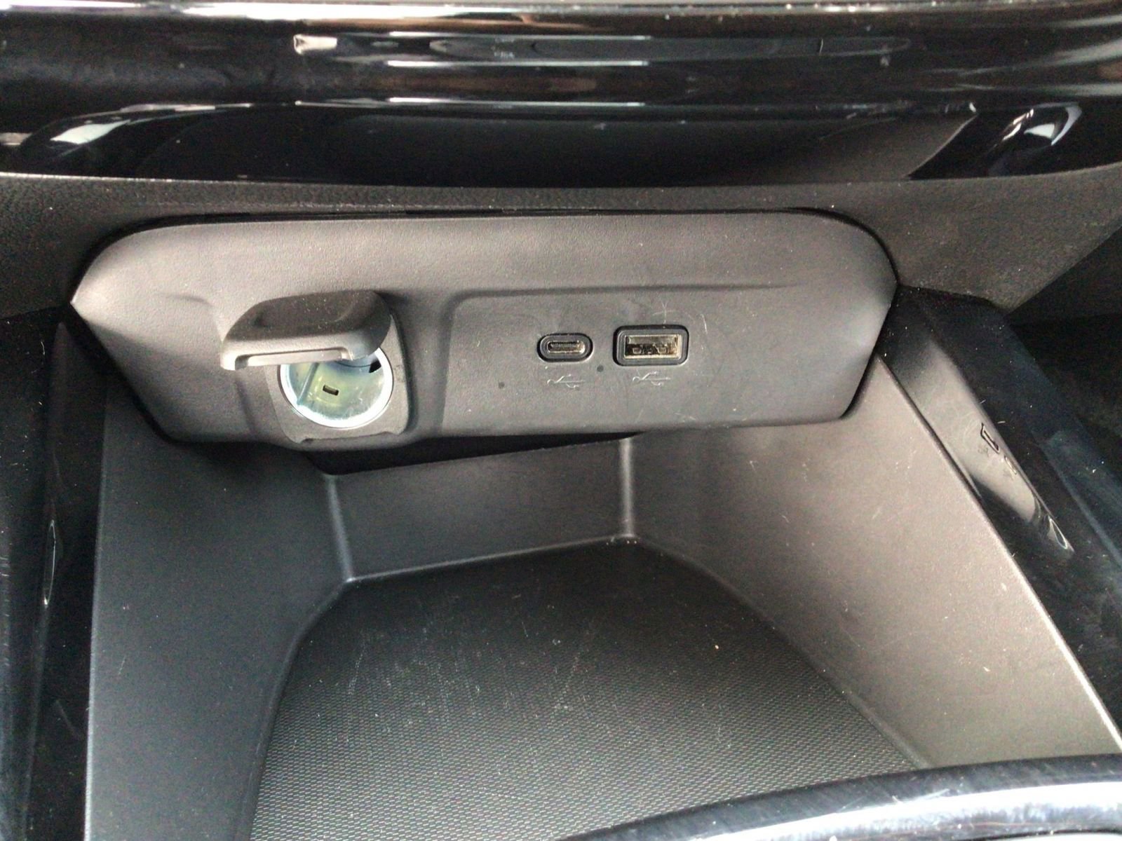 Thumbnail: 2025 Chevrolet Trax - 18