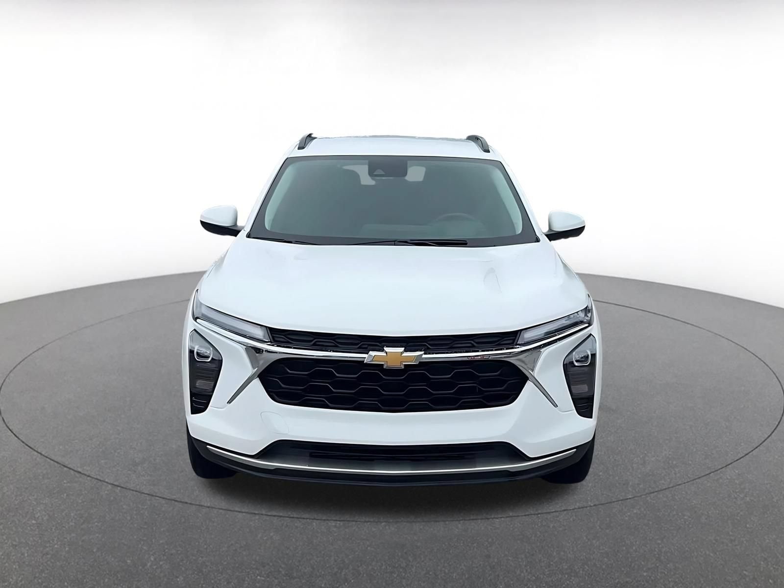 Thumbnail: 2025 Chevrolet Trax - 4