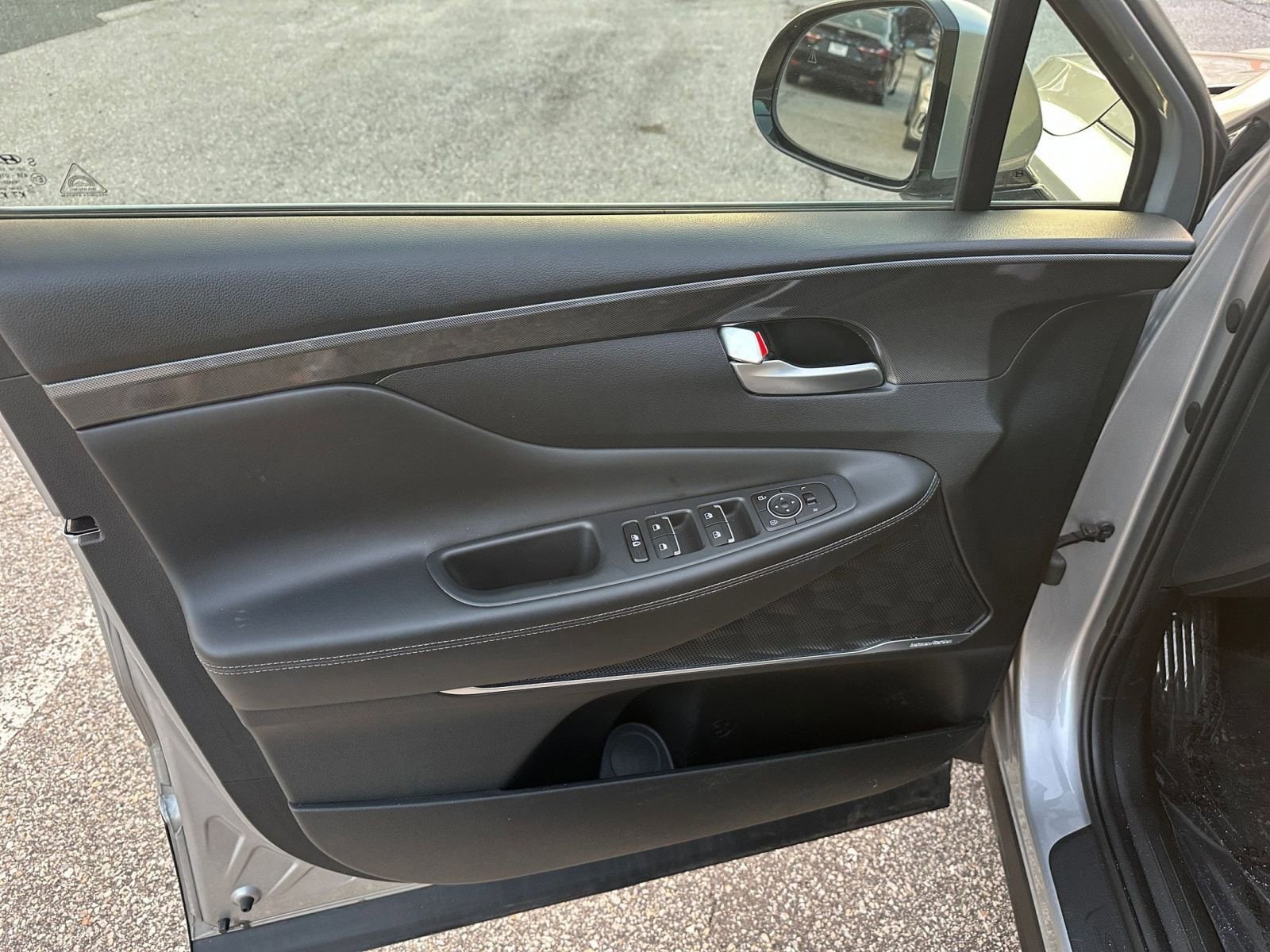 Thumbnail: 2023 Hyundai Santa Fe - 20