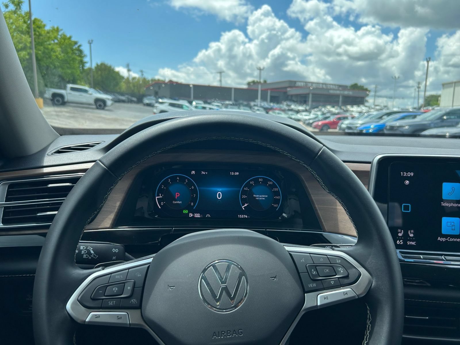 Thumbnail: 2026 Volkswagen Atlas - 30