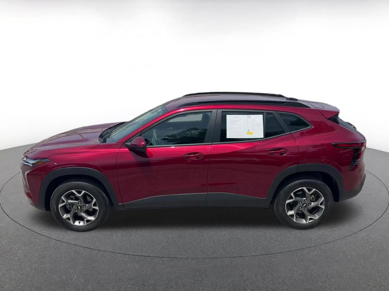 Thumbnail: 2025 Chevrolet Trax - 9