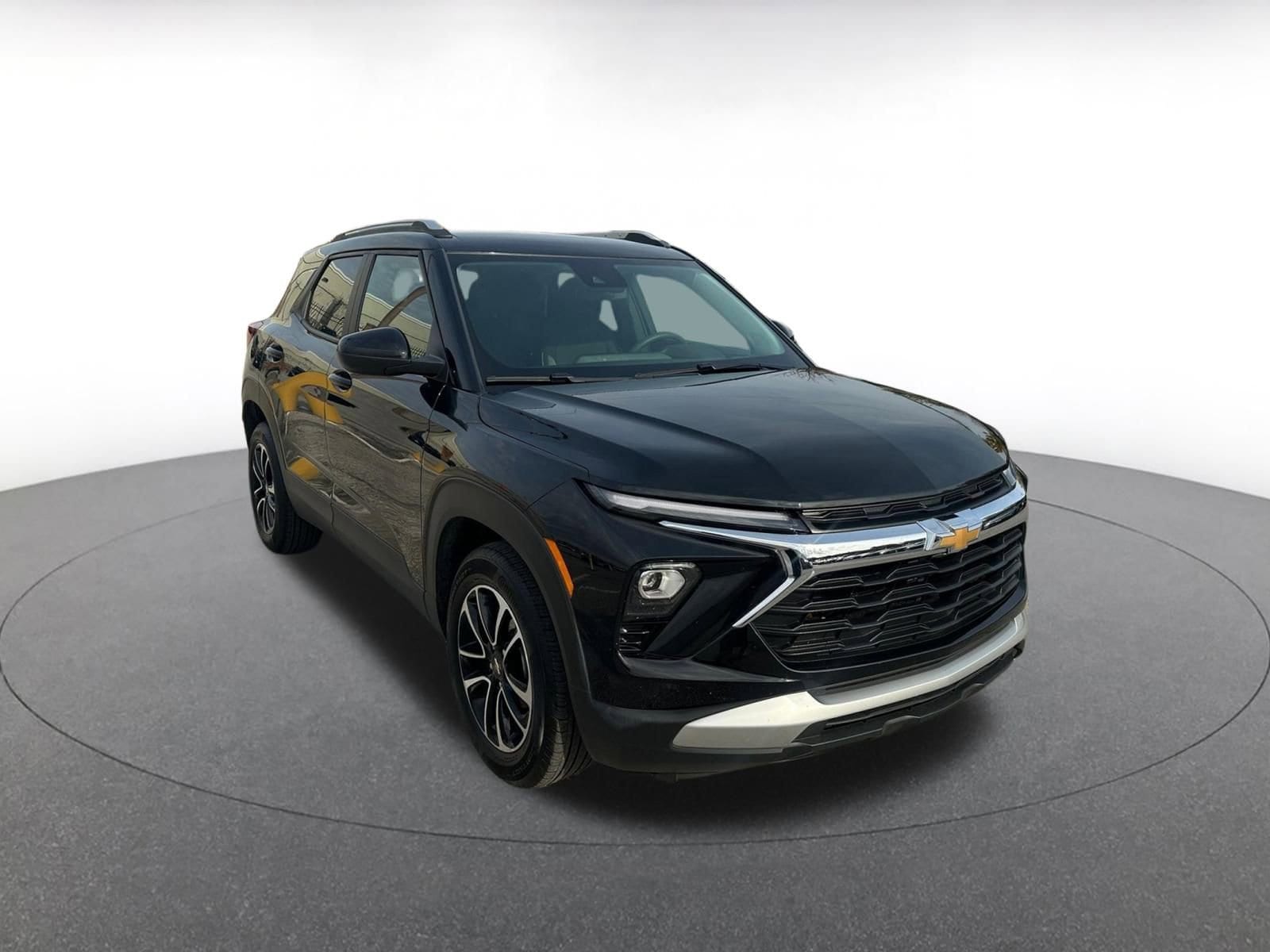 Thumbnail: 2025 Chevrolet TrailBlazer - 1