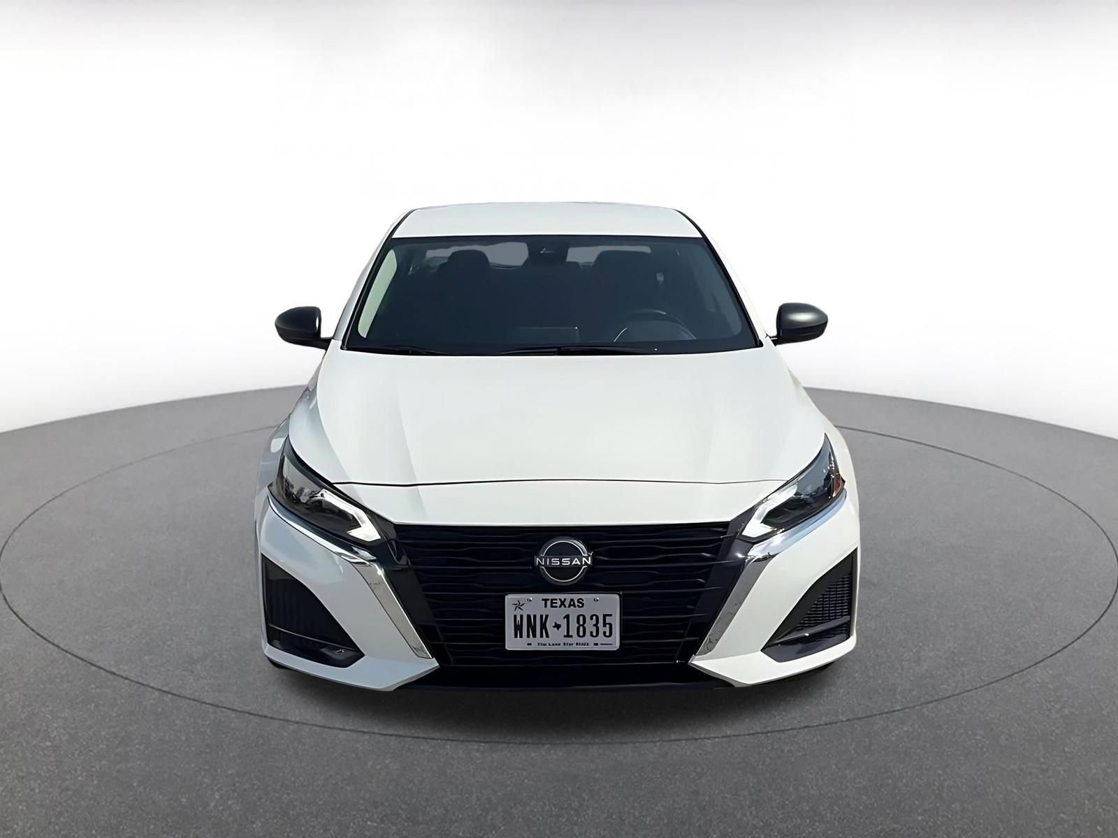 Thumbnail: 2025 Nissan Altima - 4