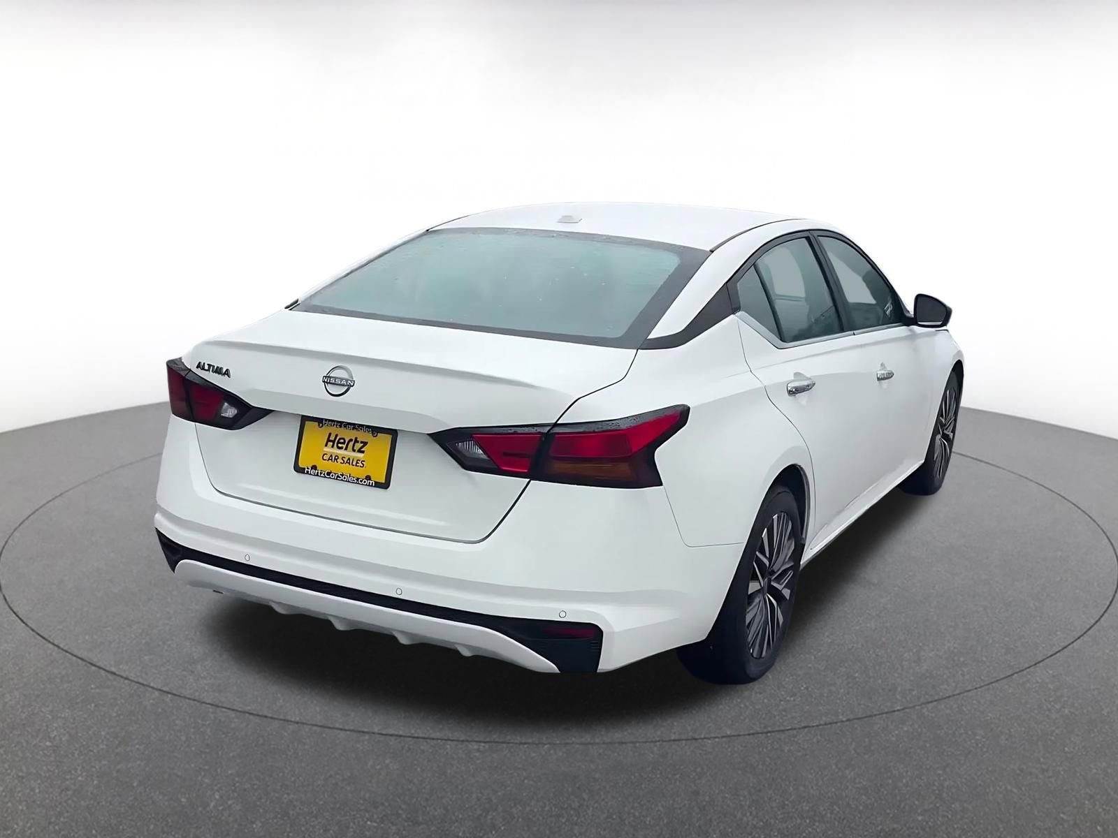 Thumbnail: 2025 Nissan Altima - 14