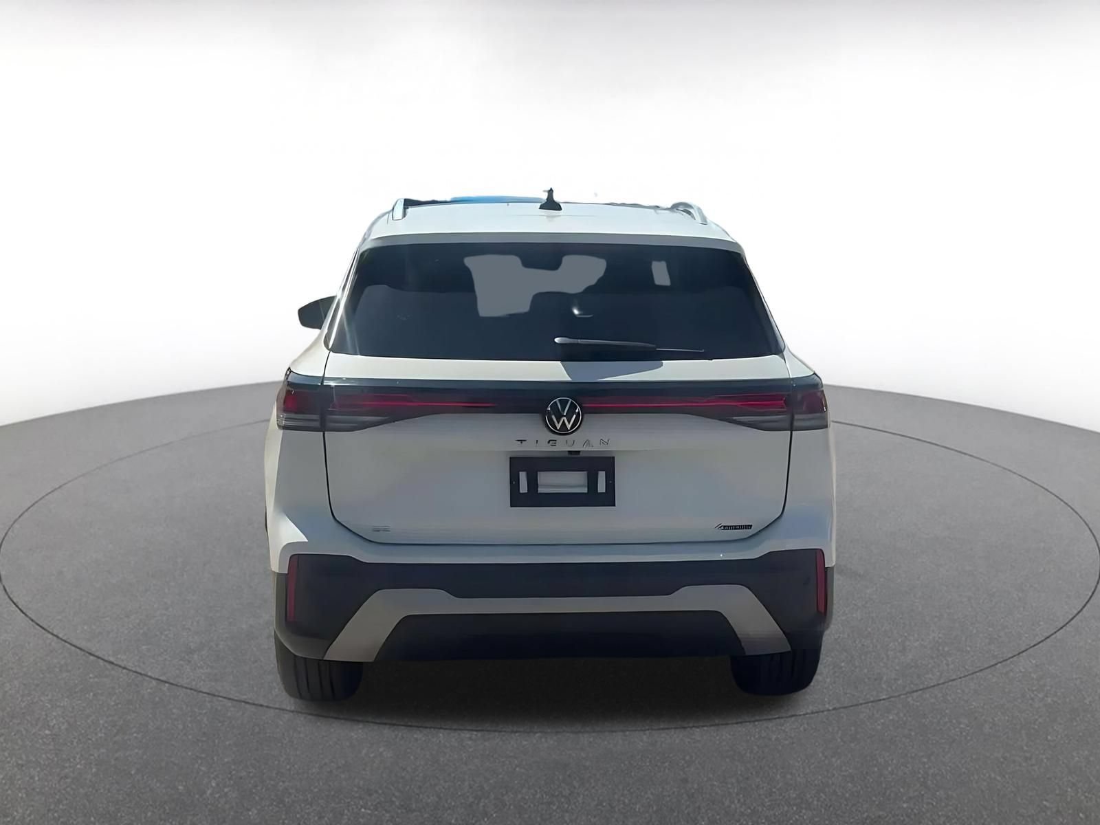 Thumbnail: 2026 Volkswagen Tiguan - 12