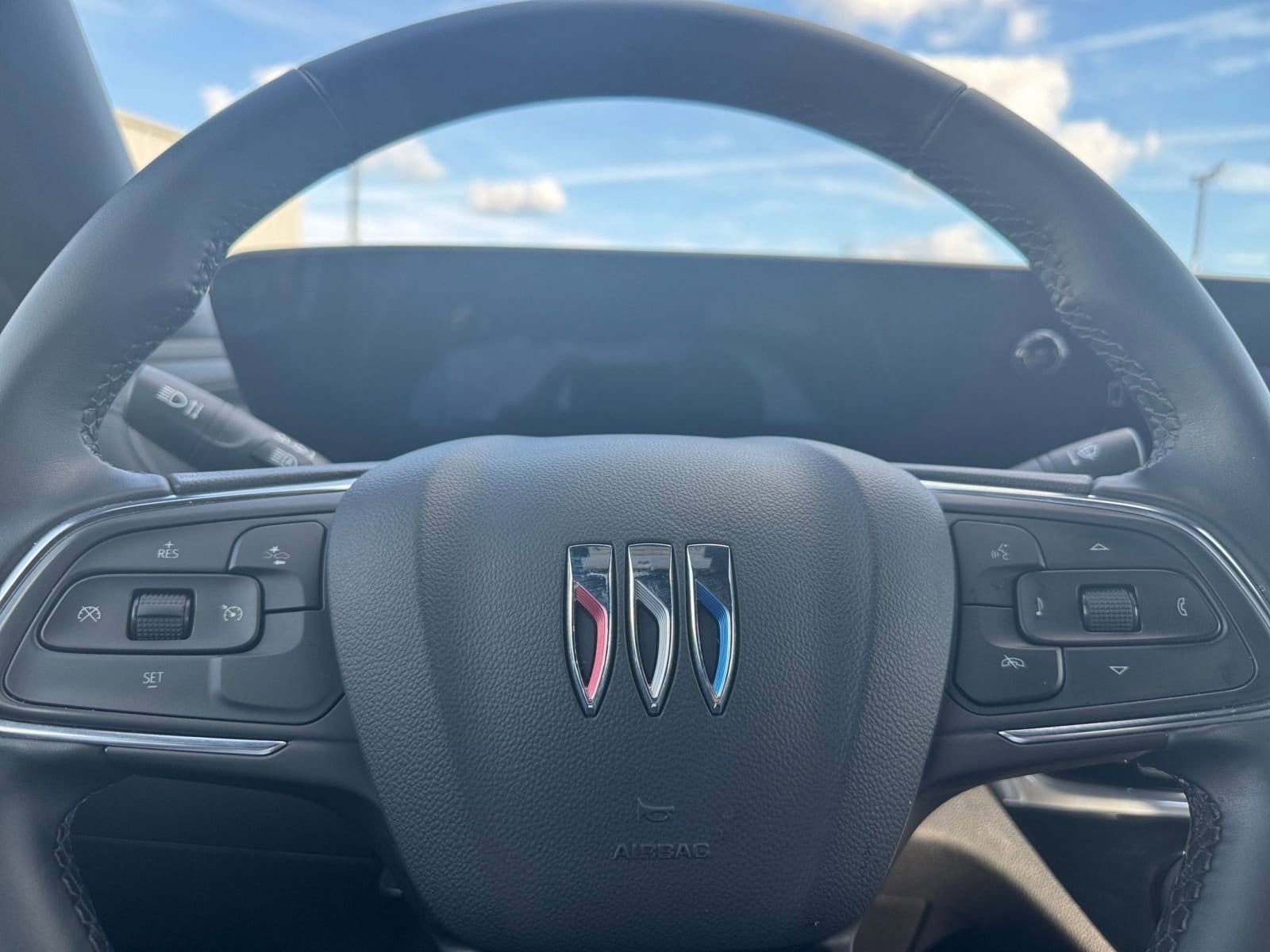 Thumbnail: 2025 Buick Envista - 25