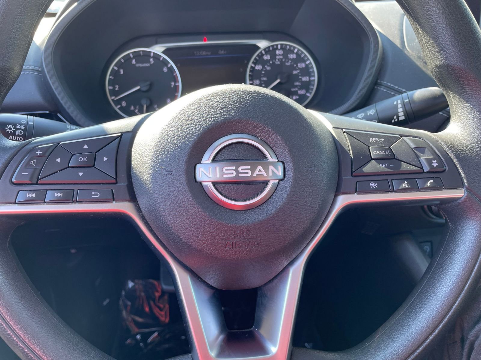 Thumbnail: 2025 Nissan Sentra - 25